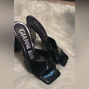 Gianni Bini Black Patent Heels